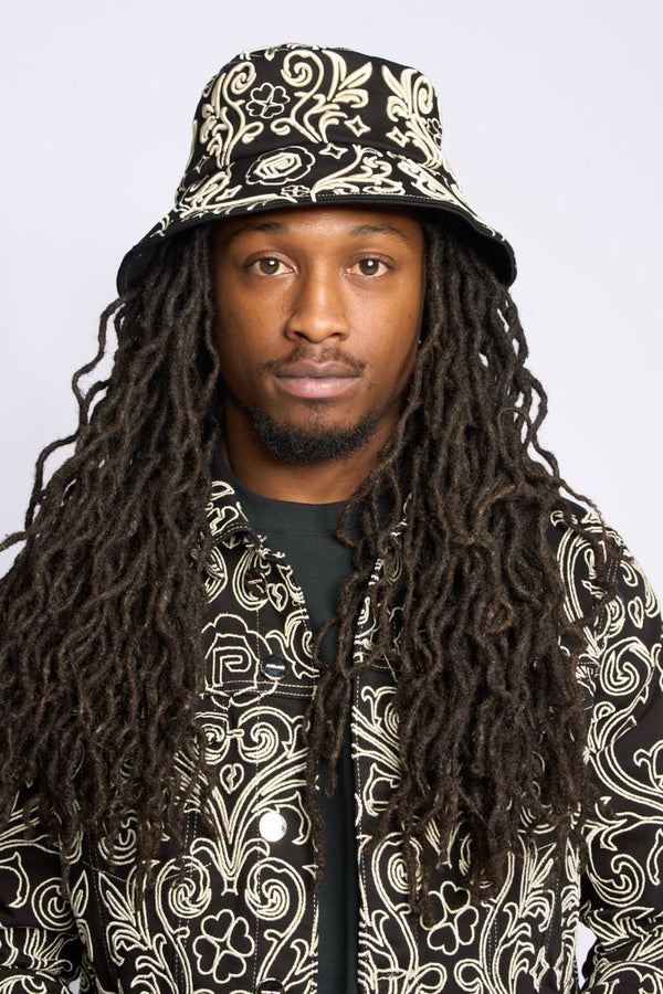 "CHAMPAGNE" EMBROIDERED BUCKET HAT (JET BLACK)